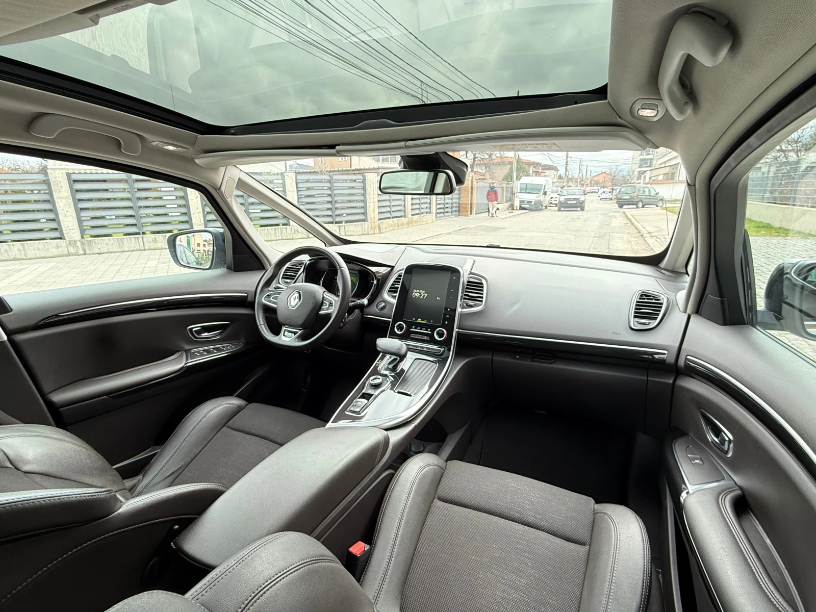 Renault Espace BOSE-AVTOMAT-ШВЕЙЦАРИЯ-7м-, снимка 12 - Автомобили и джипове - 53944260