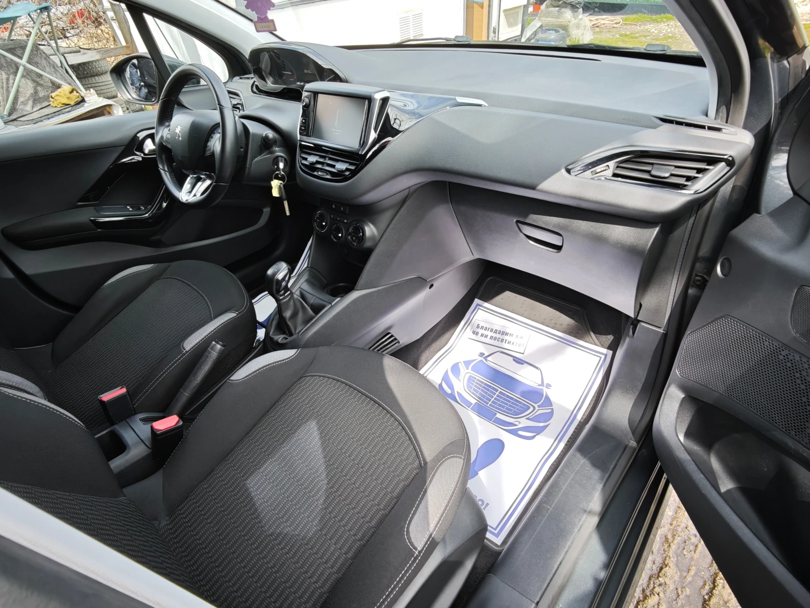 Peugeot 208 1.2i 82k.s. | Mobile.bg � ����������� 13