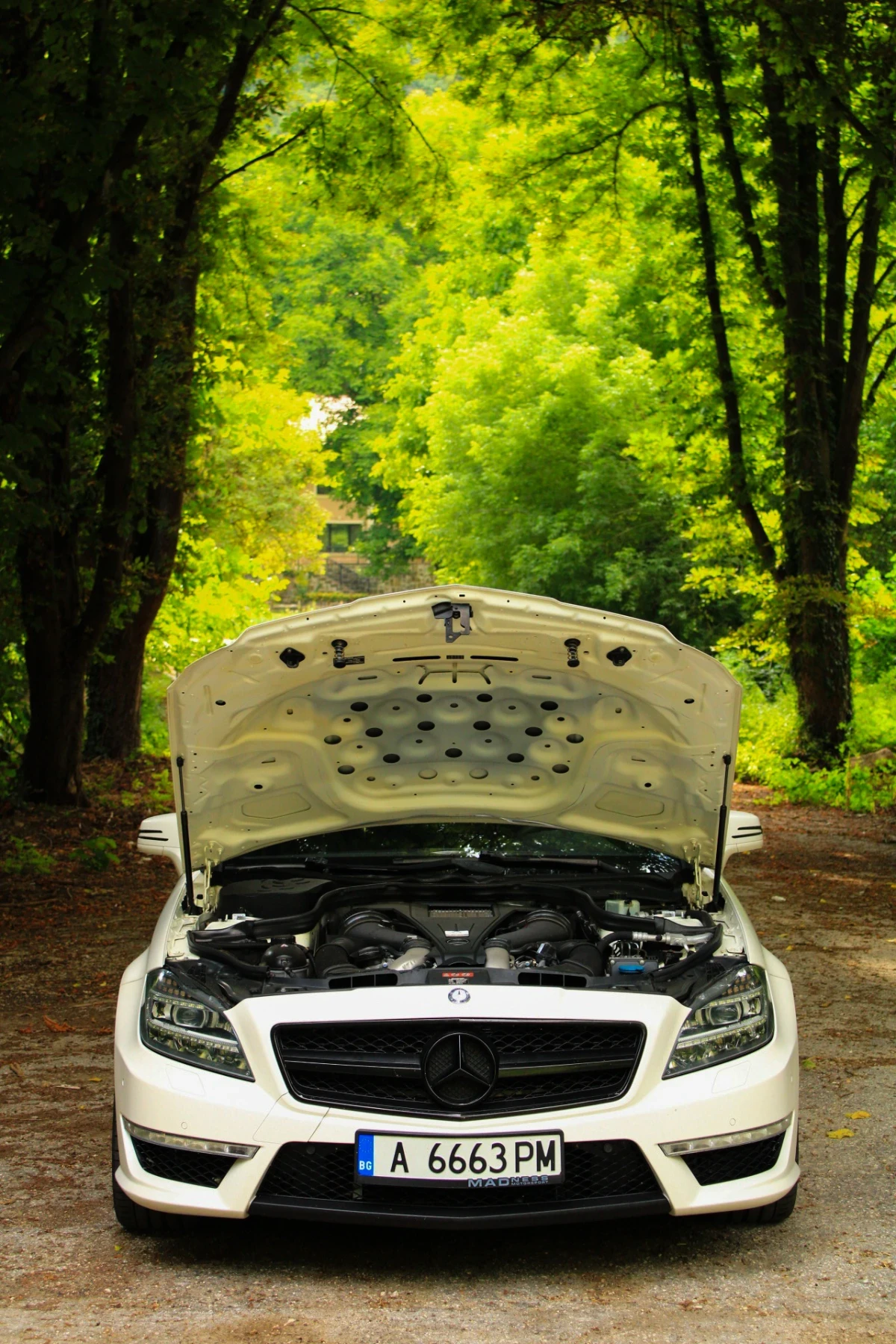 Mercedes-Benz CLS 63 AMG, снимка 4 - Автомобили и джипове - 54332081