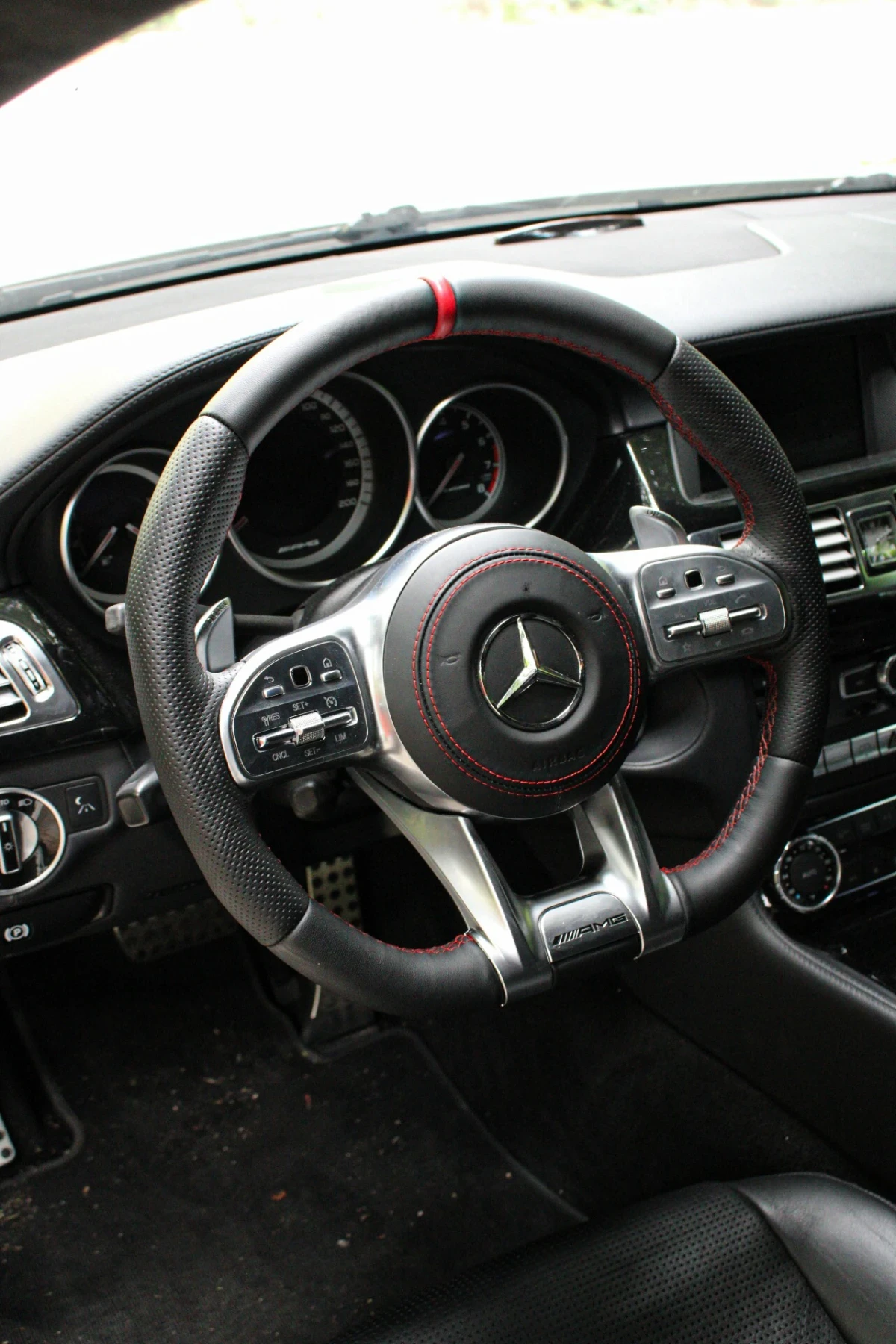 Mercedes-Benz CLS 63 AMG, снимка 5 - Автомобили и джипове - 54332081