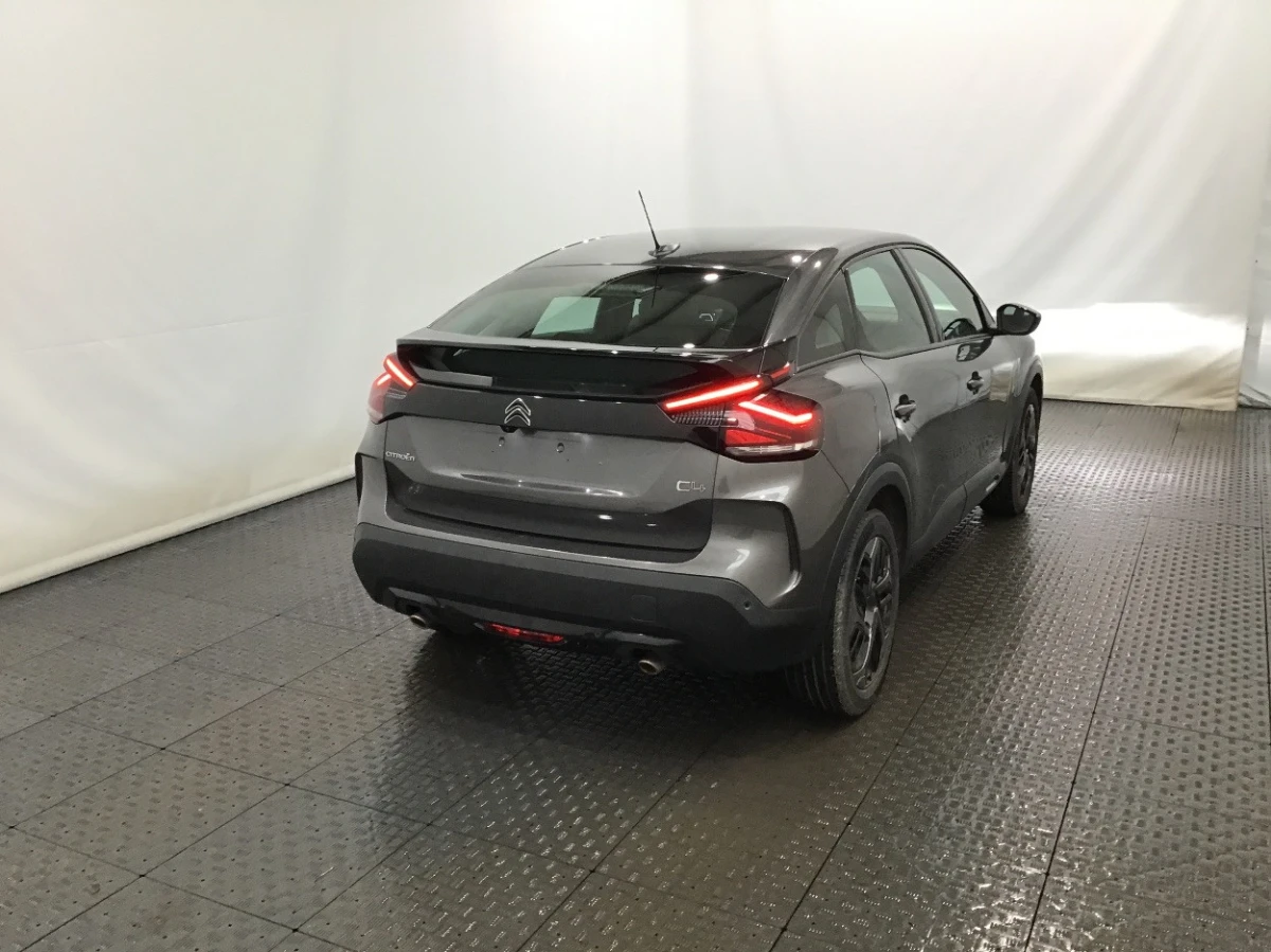 Citroen C4 1.2 PureTech 130 Feel, снимка 3 - Автомобили и джипове - 54364802