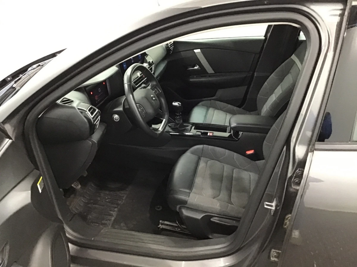 Citroen C4 1.2 PureTech 130 Feel, снимка 5 - Автомобили и джипове - 54364802