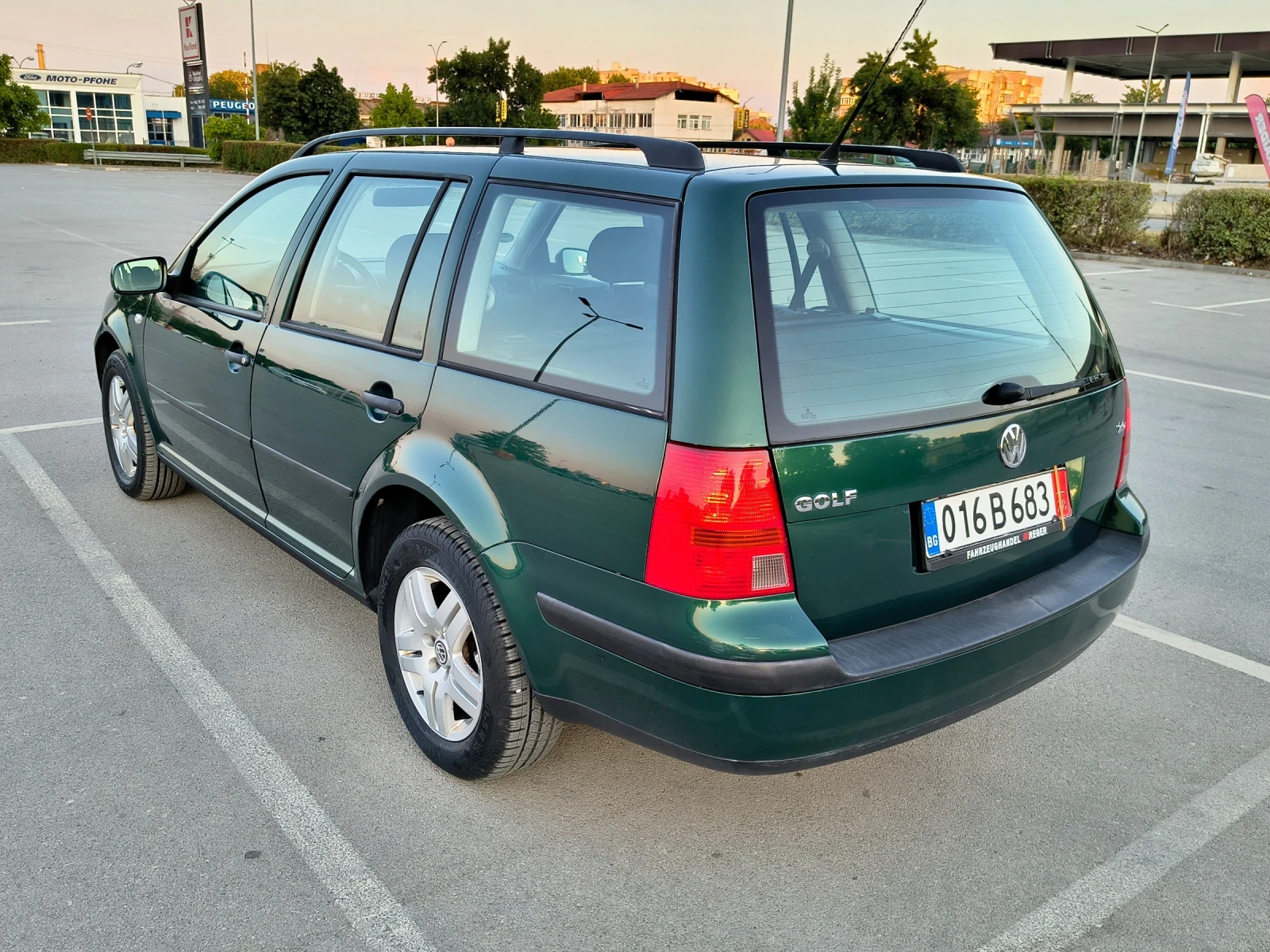 VW Golf 2.0 * АВТОМАТИК* , снимка 5 - Автомобили и джипове - 54718574