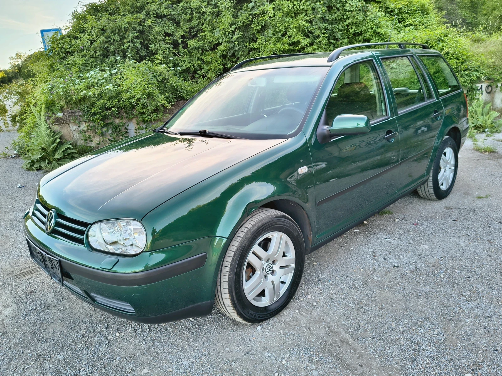 VW Golf 2.0 * АВТОМАТИК* , снимка 2 - Автомобили и джипове - 54718574