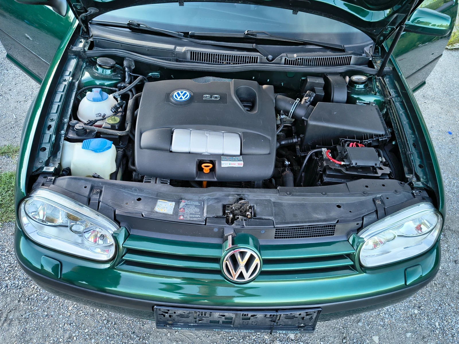 VW Golf 2.0 * АВТОМАТИК* , снимка 16 - Автомобили и джипове - 54718574