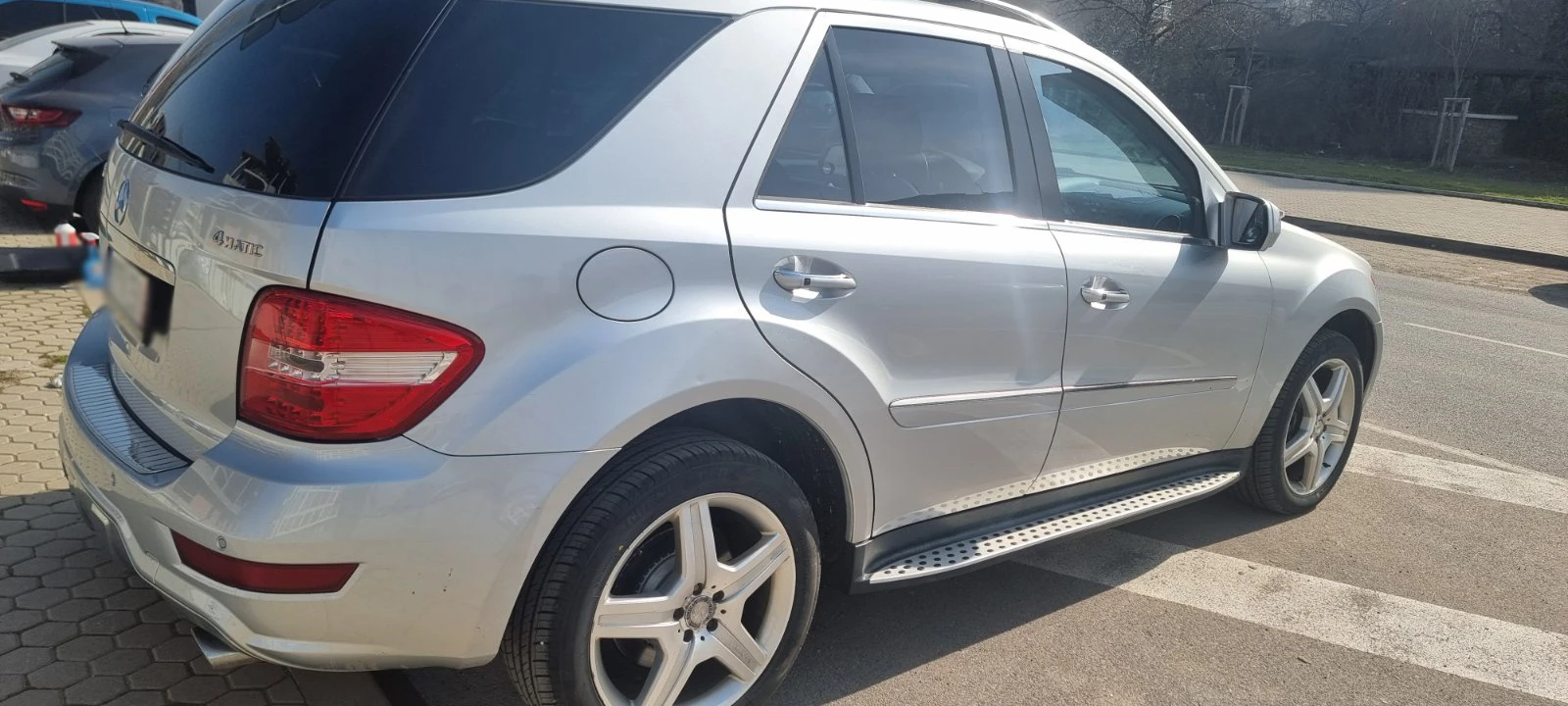 Mercedes-Benz ML 550 AMG * 5.5L* V8 * KEYLESS* HARMAN KARDON* CARFAX | Mobile.bg � ����������� 7