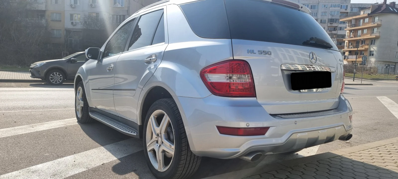 Mercedes-Benz ML 550 AMG * 5.5L* V8 * KEYLESS* HARMAN KARDON* CARFAX | Mobile.bg � ����������� 5