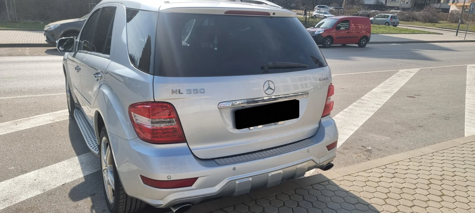 Mercedes-Benz ML 550 AMG * 5.5L* V8 * KEYLESS* HARMAN KARDON* CARFAX | Mobile.bg � ����������� 6