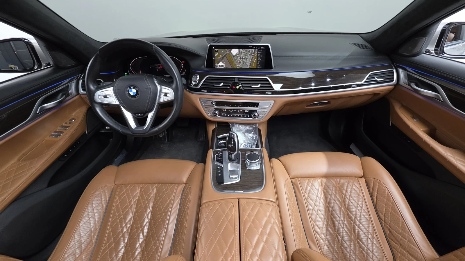 BMW 730 ЛЮК* ОБДУХВАНЕ* HUD* 360* KEYLESS* КРАЙНА ЦЕНА, снимка 7 - Автомобили и джипове - 55336572