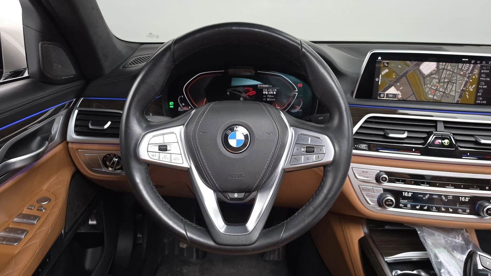 BMW 730 ЛЮК* ОБДУХВАНЕ* HUD* 360* KEYLESS* КРАЙНА ЦЕНА, снимка 15 - Автомобили и джипове - 55336572
