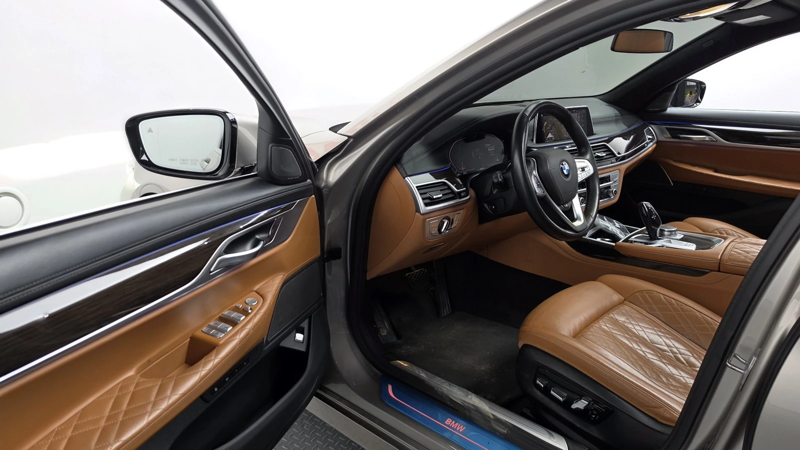 BMW 730 ЛЮК* ОБДУХВАНЕ* HUD* 360* KEYLESS* КРАЙНА ЦЕНА, снимка 10 - Автомобили и джипове - 55336572