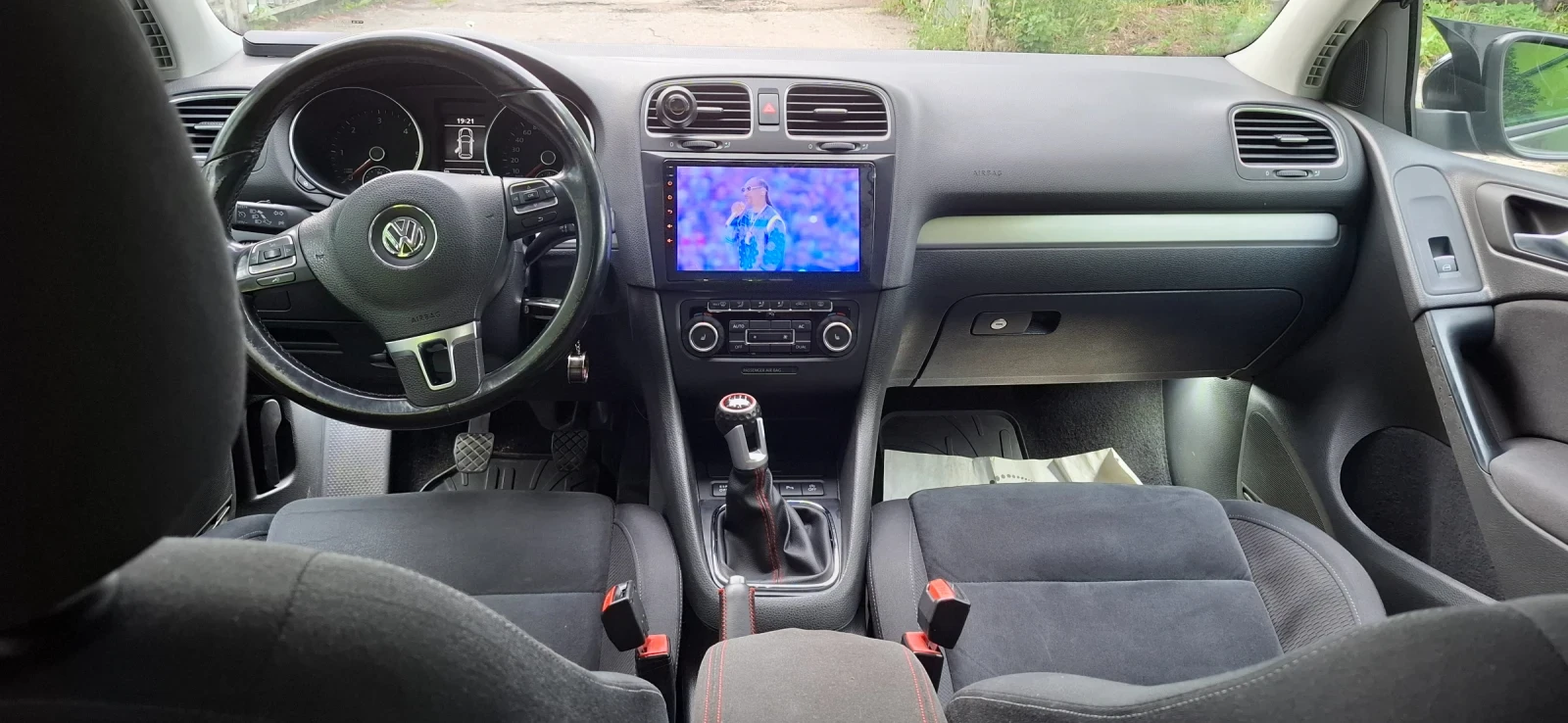 VW Golf 1.6 TDI | Mobile.bg � ����������� 11
