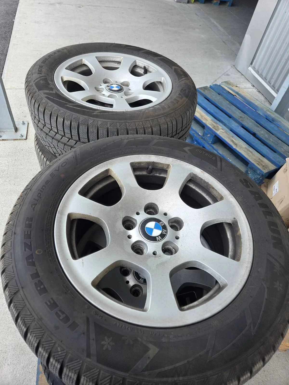 BMW 523 Газов инжекцион, снимка 15 - Автомобили и джипове - 55899271