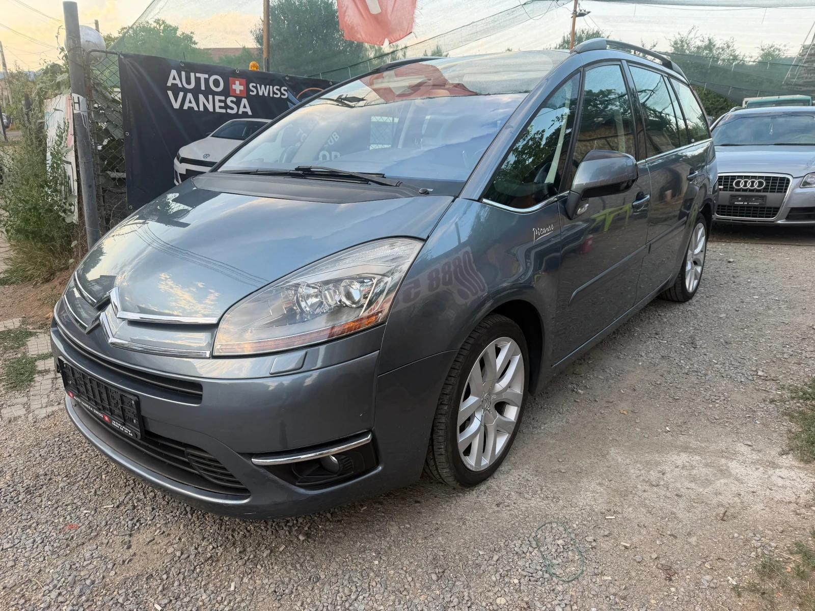 Citroen C4 Picasso 2.0Hdi - пълен автомат - Exclusive, снимка 2 - Автомобили и джипове - 55874862