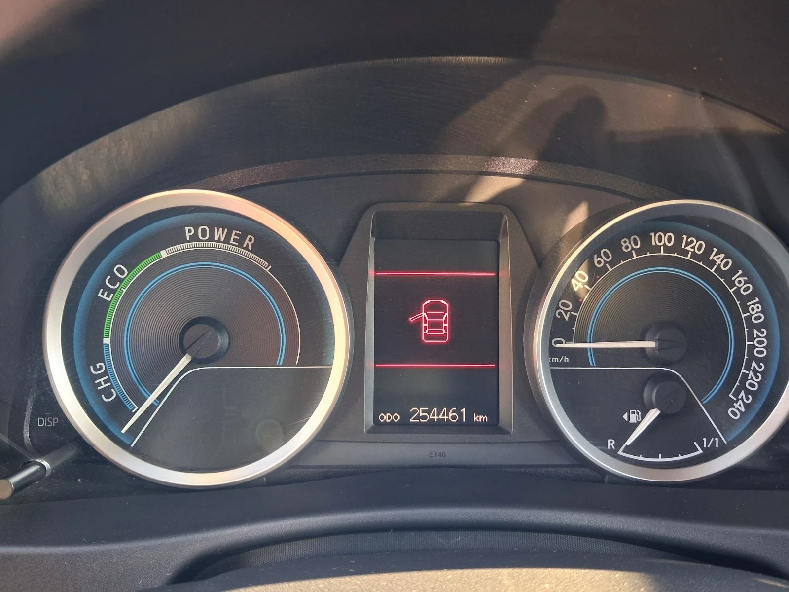Toyota Auris 1.8 Hybrid (E-HEV) , пълна сервизна история, снимка 10 - Автомобили и джипове - 55922249