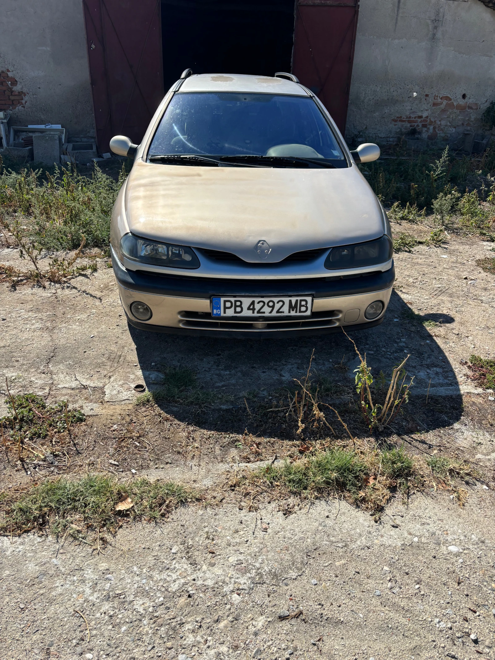 Renault Laguna, снимка 5 - Автомобили и джипове - 56259688