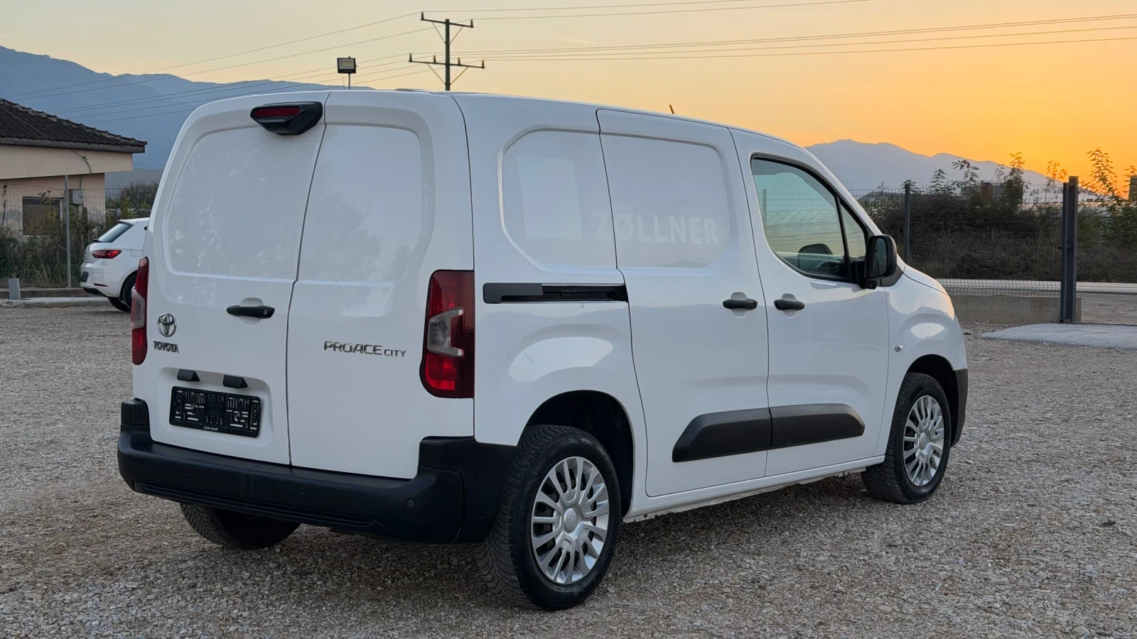 Toyota Proace City 1.5 D-4D / 3 ����� / ������� ��������  | Mobile.bg � ����������� 5
