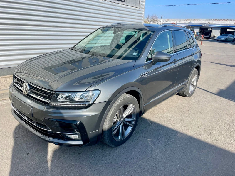 VW Tiguan R-Line+ 1.5TFSI+ Navi+ Automatic+ Usb, снимка 1 - Автомобили и джипове - 44366663