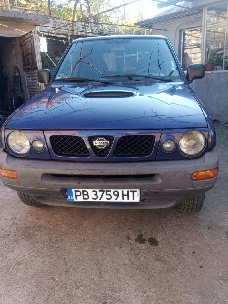 Nissan Terrano Газ  бензин , снимка 1 - Автомобили и джипове - 47835653