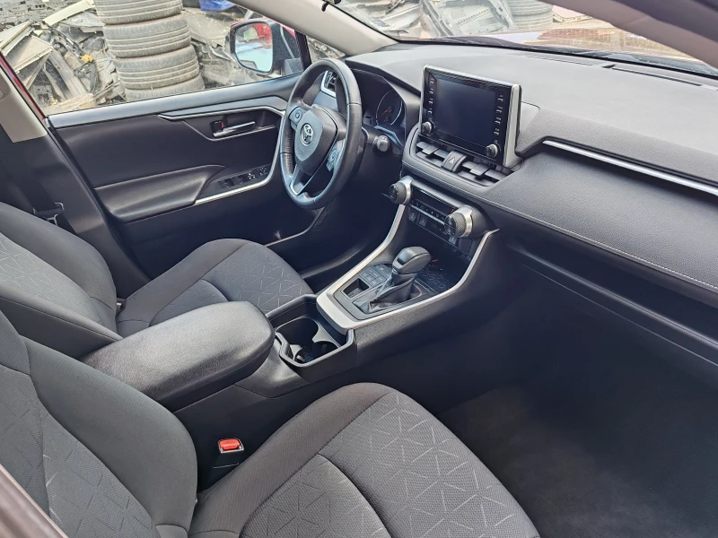 Toyota Rav4, снимка 6 - Автомобили и джипове - 52275395