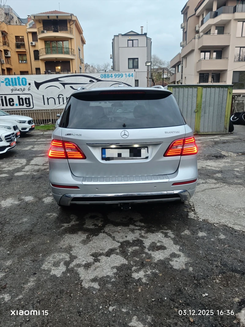 Mercedes-Benz ML 350 AMG, КАМЕРА, НАДУВАНЕ, НАВИ, ФУЛ! , снимка 3 - Автомобили и джипове - 52642876
