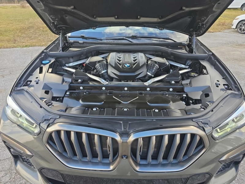 BMW X6 * M50i * CARFAX * БЕЗ ПЪРВОНАЧАЛНА ВНОСКА, снимка 4 - Автомобили и джипове - 52879712