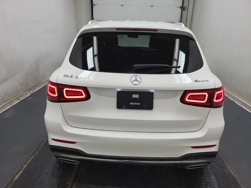 Mercedes-Benz GLC 300 2022 * CARFAX * БЕЗ ПЪРВОНАЧАЛНА ВНОСКА, снимка 5 - Автомобили и джипове - 52940784