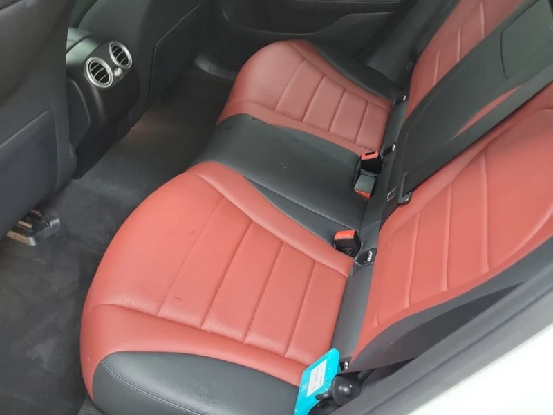 Mercedes-Benz GLC 300 2022 * CARFAX * БЕЗ ПЪРВОНАЧАЛНА ВНОСКА, снимка 12 - Автомобили и джипове - 52940784