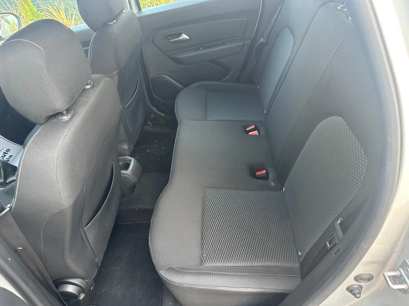 Dacia Duster 1.5DCI автоматик, снимка 12 - Автомобили и джипове - 53226005