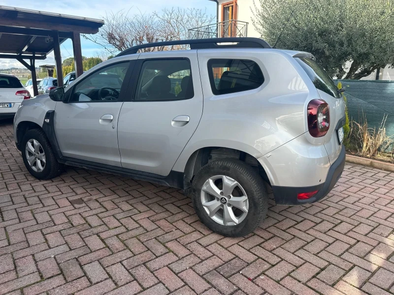 Dacia Duster 1.5DCI автоматик, снимка 4 - Автомобили и джипове - 53226005