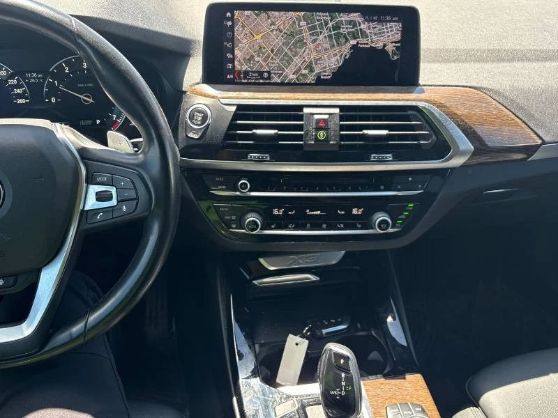 BMW X3 * XDRIVE30I * PANO * МЪРТВА ТОЧКА * ПОДГРЕВ, снимка 10 - Автомобили и джипове - 54892614