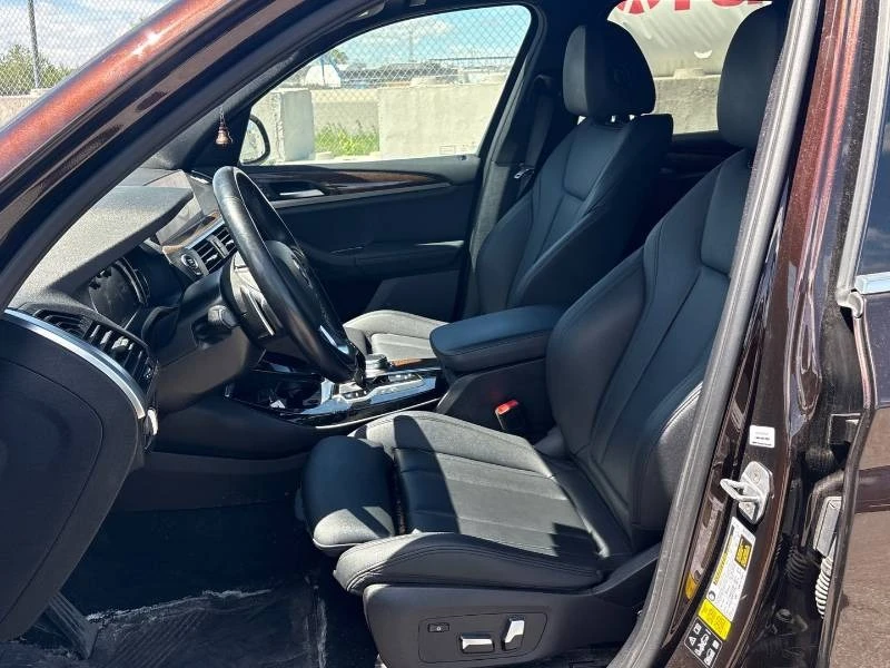 BMW X3 * XDRIVE30I * PANO * МЪРТВА ТОЧКА * ПОДГРЕВ, снимка 8 - Автомобили и джипове - 54892614