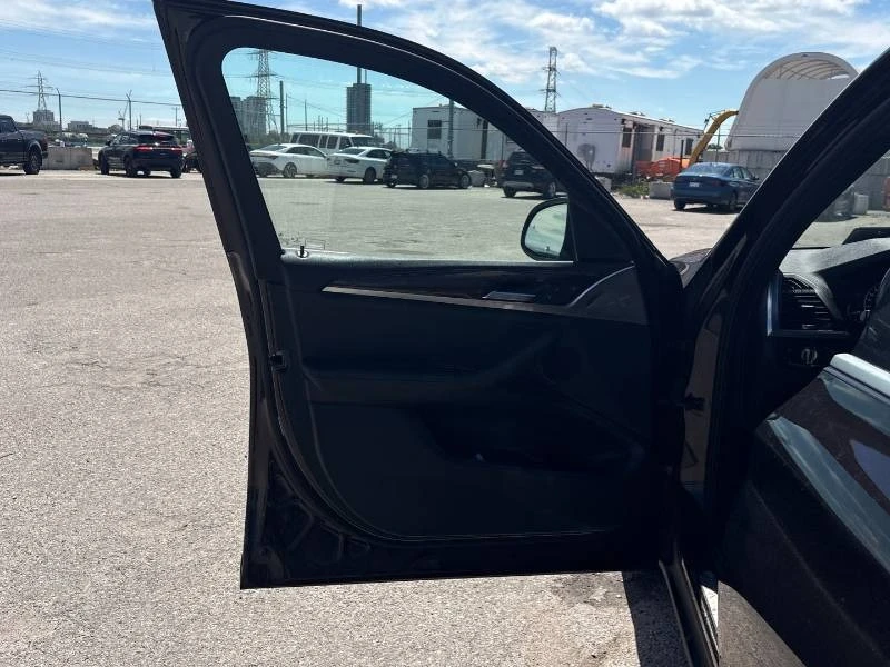 BMW X3 * XDRIVE30I * PANO * МЪРТВА ТОЧКА * ПОДГРЕВ, снимка 13 - Автомобили и джипове - 54892614