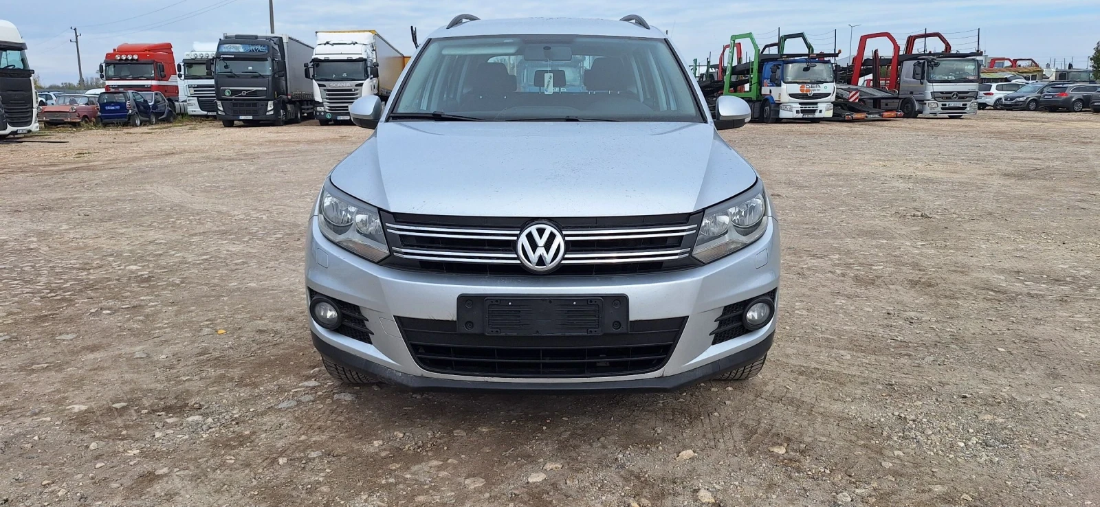 VW Tiguan 2, 0TDI Перфектен !!! - изображение 3