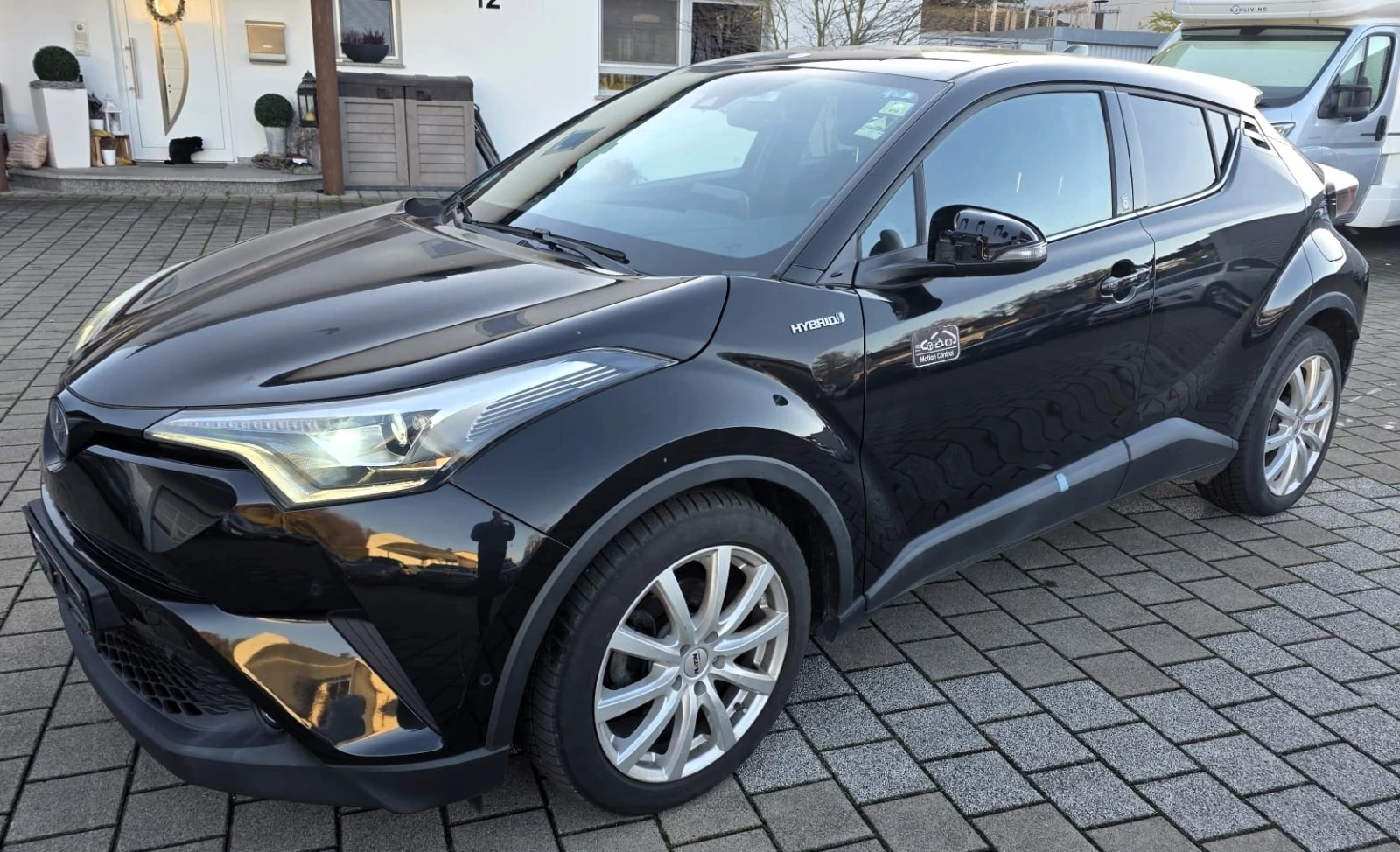 Toyota C-HR 1.8 Hybrid | Mobile.bg   1