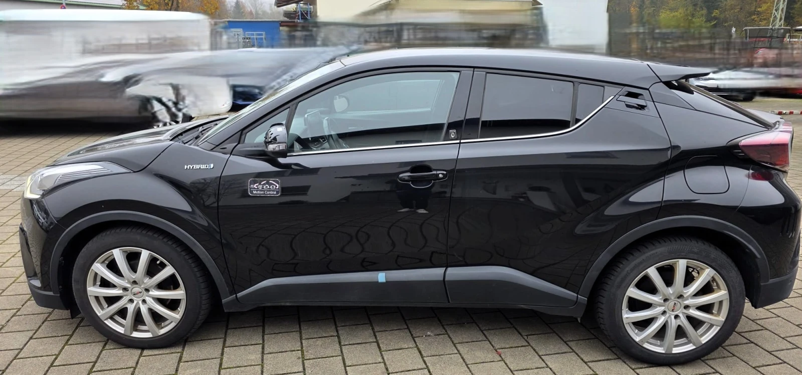 Toyota C-HR 1.8 Hybrid - изображение 8