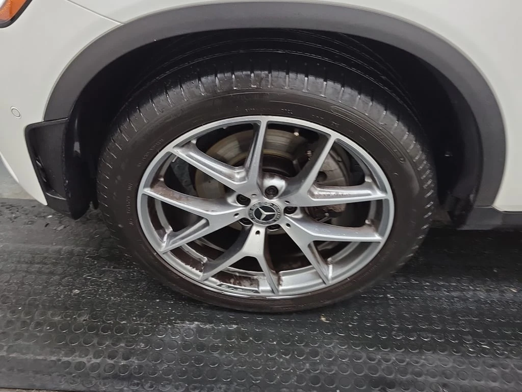 Mercedes-Benz GLC 300 2022 * CARFAX * БЕЗ ПЪРВОНАЧАЛНА ВНОСКА - изображение 7