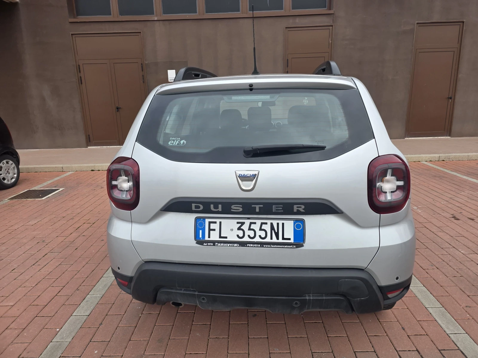 Dacia Duster 1.5DCI автоматик - изображение 5