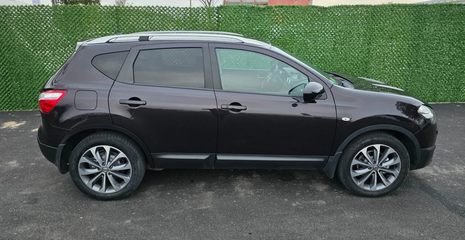 Nissan Qashqai Avtomat 4x4 Pan, снимка 5 - Автомобили и джипове - 53892239