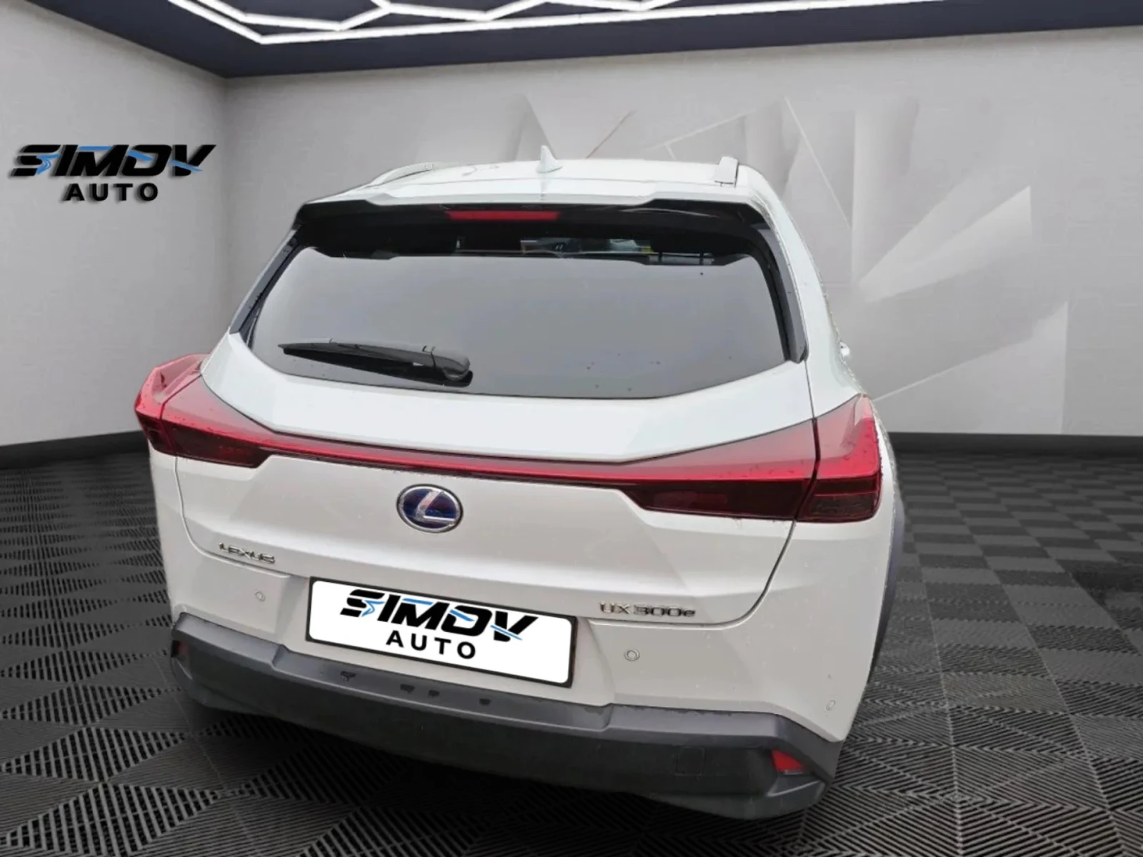 Lexus UX 300e 54.3KWH 204КС. ПОДГРЯВАНЕ ОБДУХВАНЕ ДИСТРОНИК, снимка 6 - Автомобили и джипове - 53977320