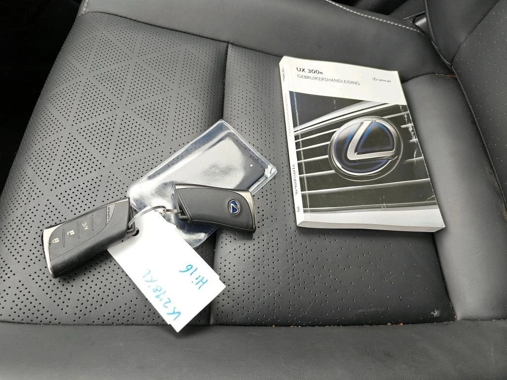 Lexus UX 300e 54.3KWH 204КС. ПОДГРЯВАНЕ ОБДУХВАНЕ ДИСТРОНИК, снимка 9 - Автомобили и джипове - 53977320