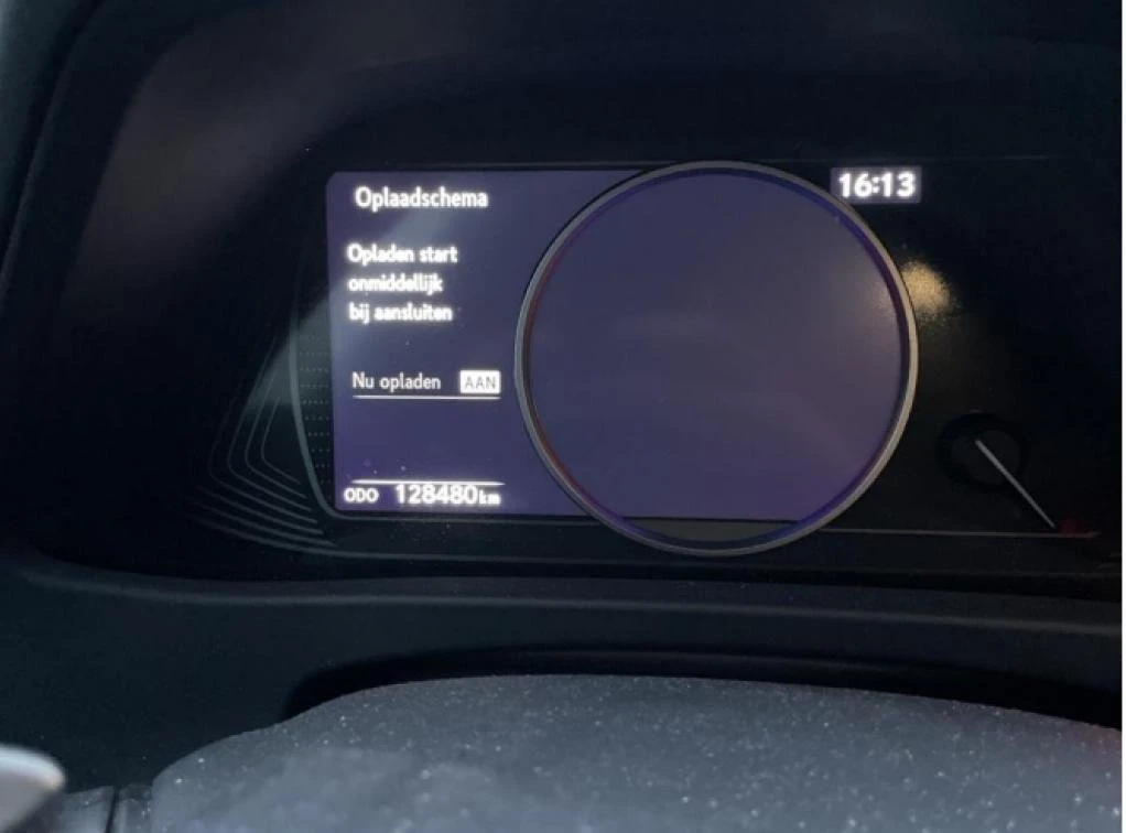 Lexus UX 300e 54.3KWH 204КС. ПОДГРЯВАНЕ ОБДУХВАНЕ ДИСТРОНИК, снимка 10 - Автомобили и джипове - 53977320