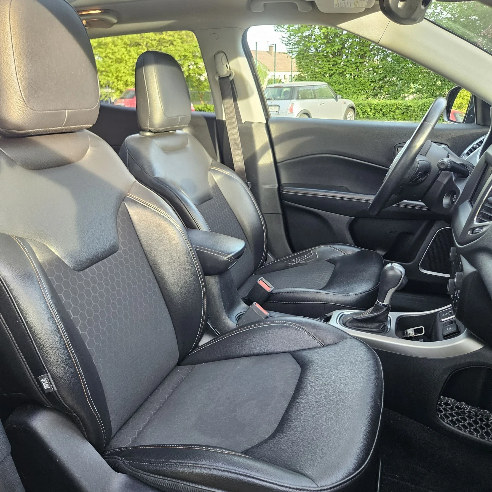 Jeep Compass, снимка 9 - Автомобили и джипове - 54335006