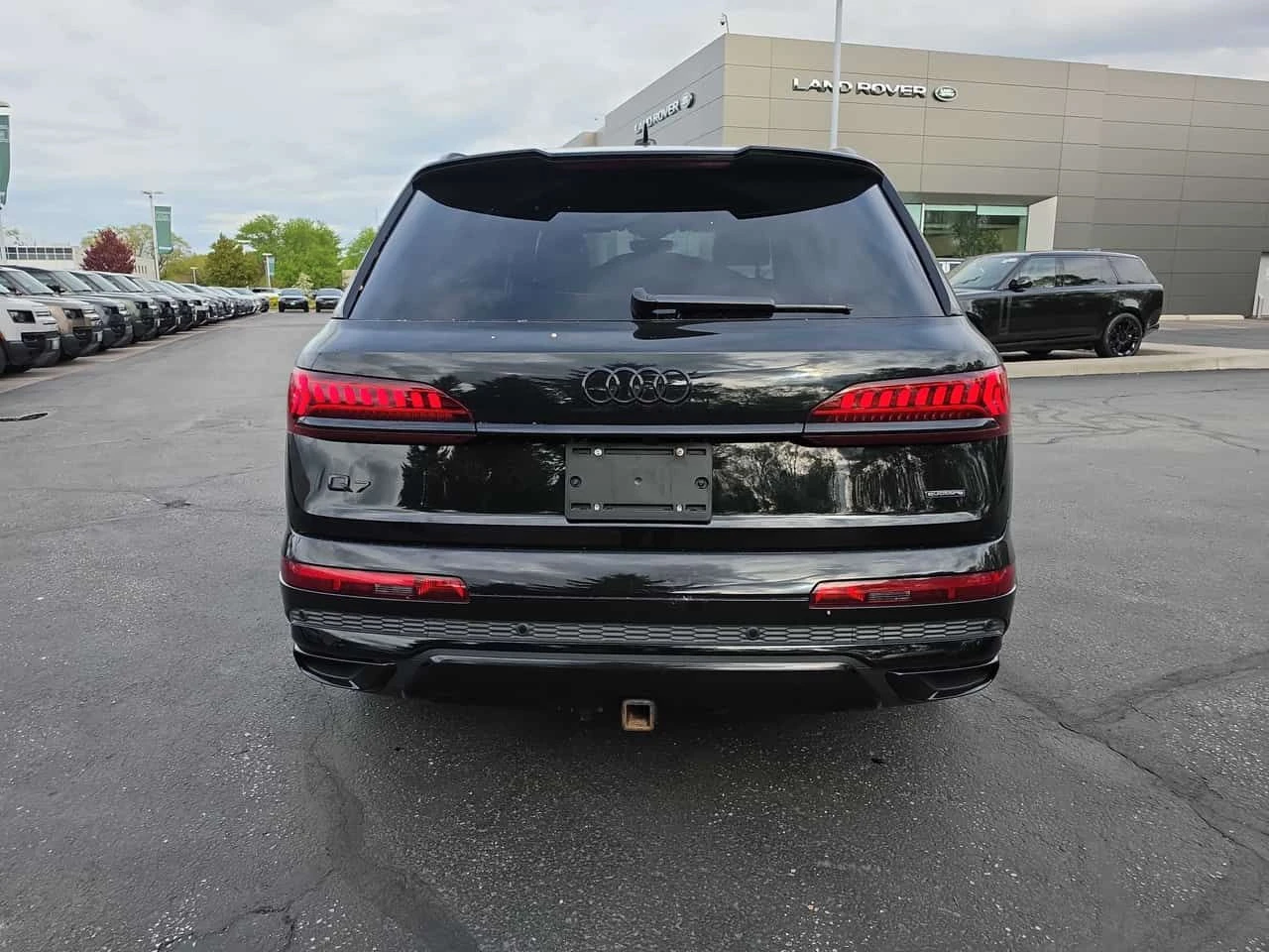 Audi Q7 * PROGRESSIV * ДИСТРОНИК * ОБДУХВАНЕ * ПАНО, снимка 4 - Автомобили и джипове - 54446118