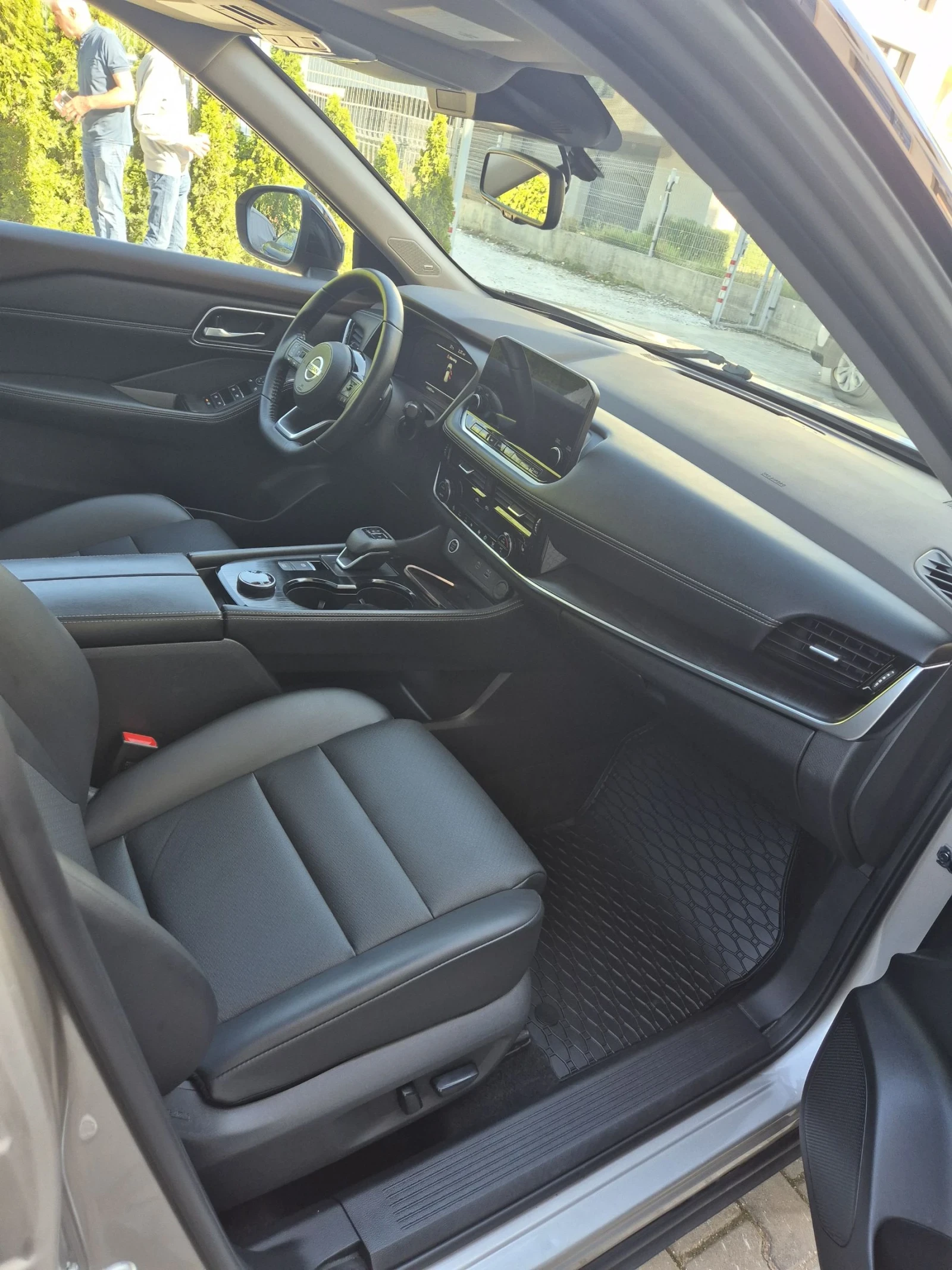 Nissan X-trail 2.5i, 4X4,  PLATINUM , снимка 9 - Автомобили и джипове - 54946087