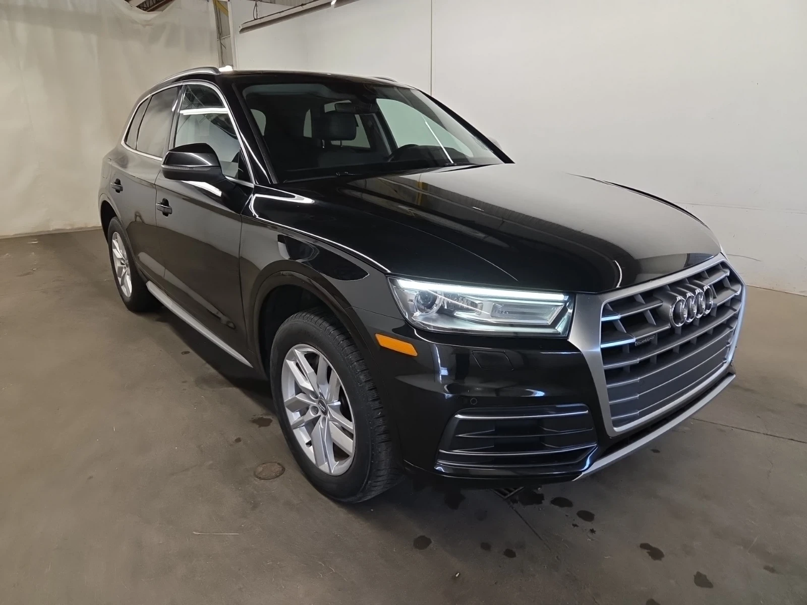 Audi Q5 2.0T * ПОДГРЕВ * QUATTRO * CARFAX * , снимка 2 - Автомобили и джипове - 54978217