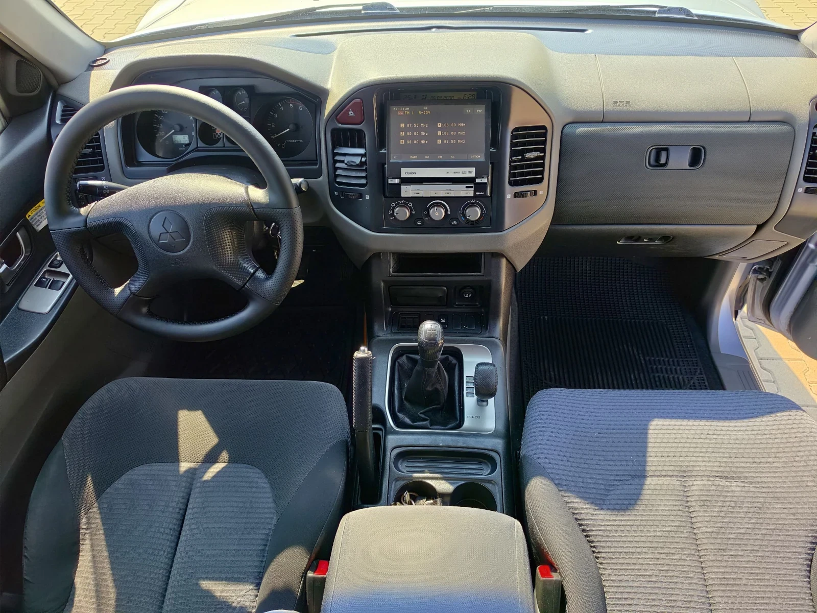Mitsubishi Pajero 2.5/115, снимка 9 - Автомобили и джипове - 55112679