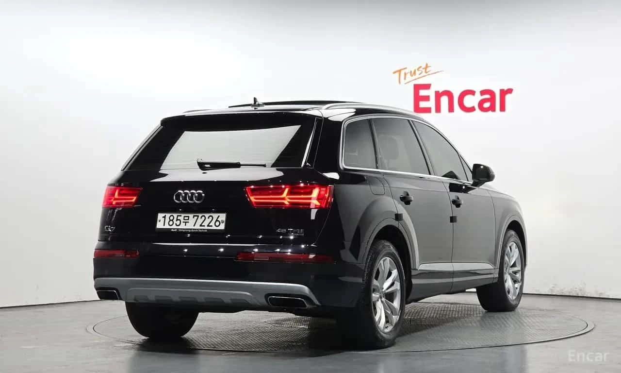 Audi Q7 * 45 TFSI Quattro * CARFAX * ЦЕНА ДО БГ, снимка 2 - Автомобили и джипове - 55556285