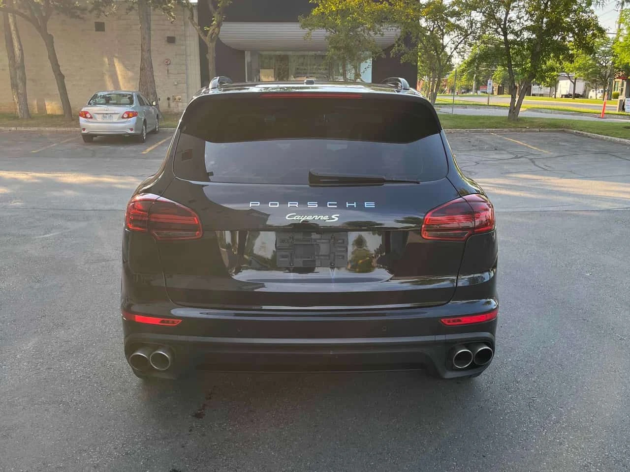 Porsche Cayenne S E Hybrid  CARFAX, снимка 4 - Автомобили и джипове - 55574067