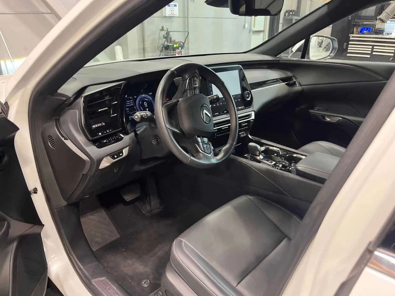 Lexus RX 350h * CARFAX * ОПЦИЯ ЗА ФИНАНСИРАНЕ, снимка 5 - Автомобили и джипове - 55645512